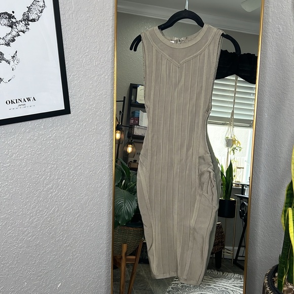 House Of CB Olive Bandage Midi Dress - Picture 10 of 11